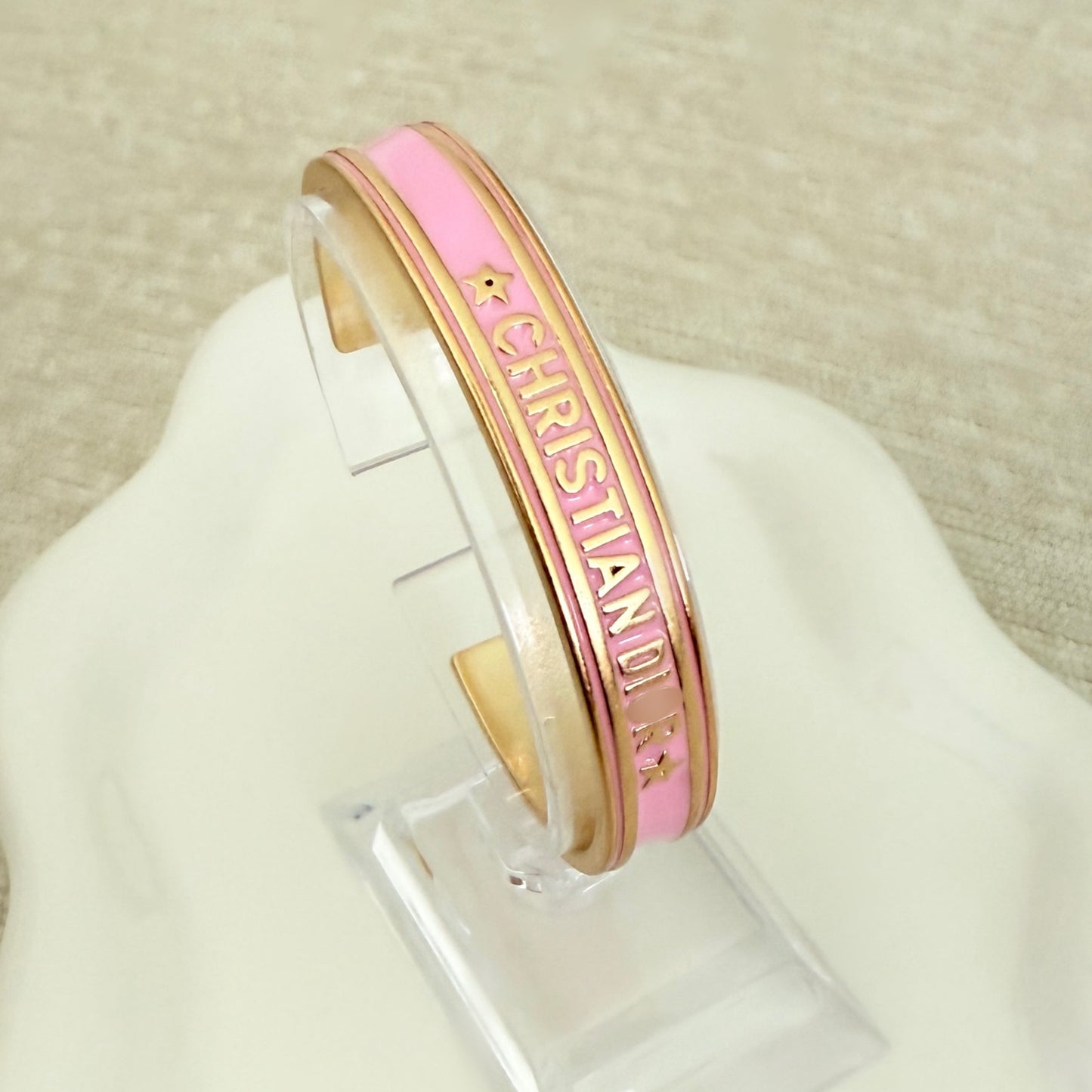 Ciara bangle pink