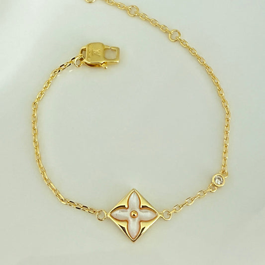 Avi bracelet