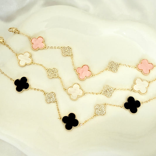 Melis big clover bracelet